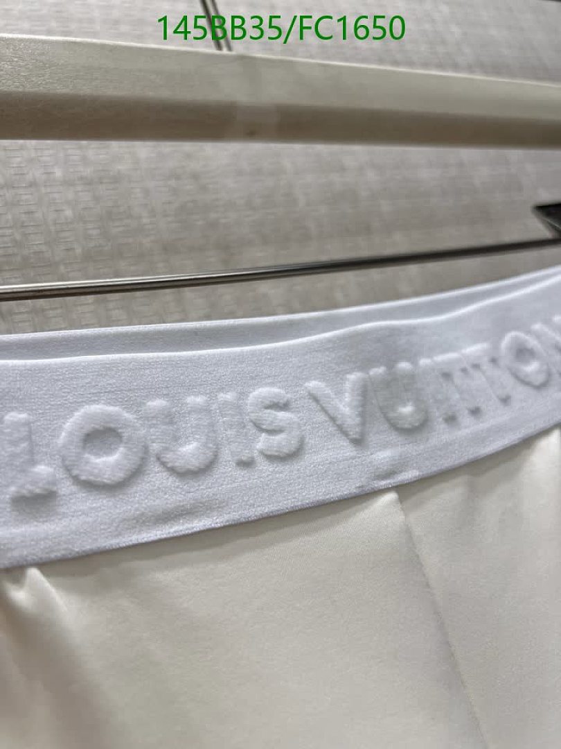 LV-Clothing Code: FC1650 $: 145USD
