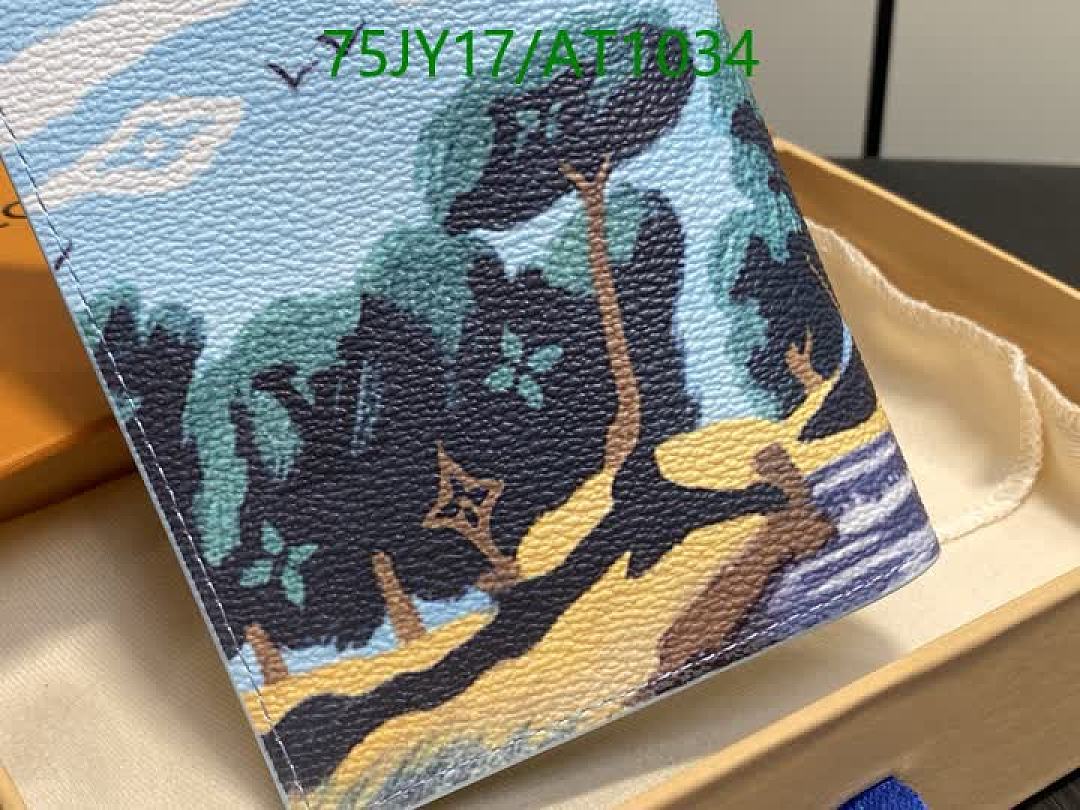 LV-WalletsMirror Quality Code: AT1034 $: 75USD