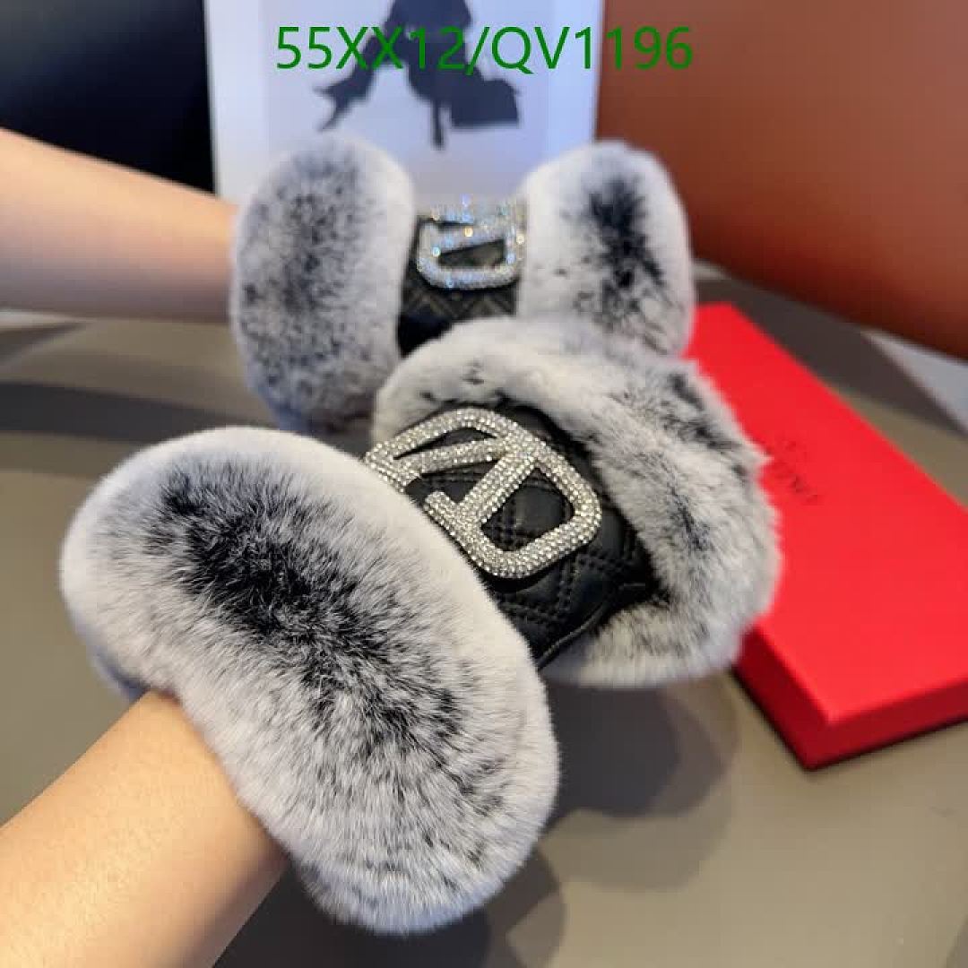Valentino-Gloves Code: QV1196 $: 55USD