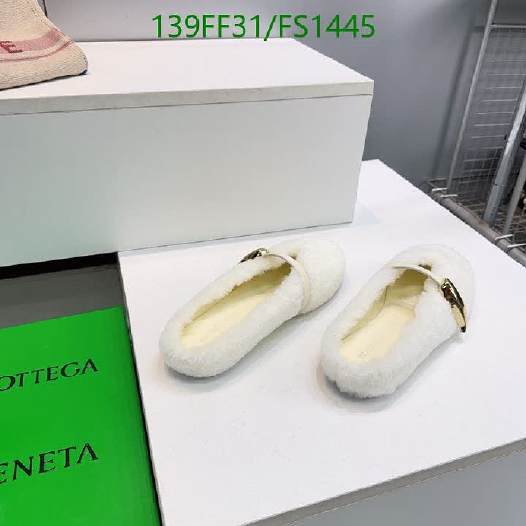 BV-Women Shoes Code: FS1445 $: 139USD
