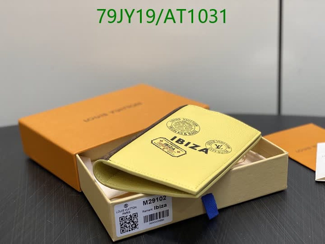 LV-WalletsMirror Quality Code: AT1031 $: 79USD