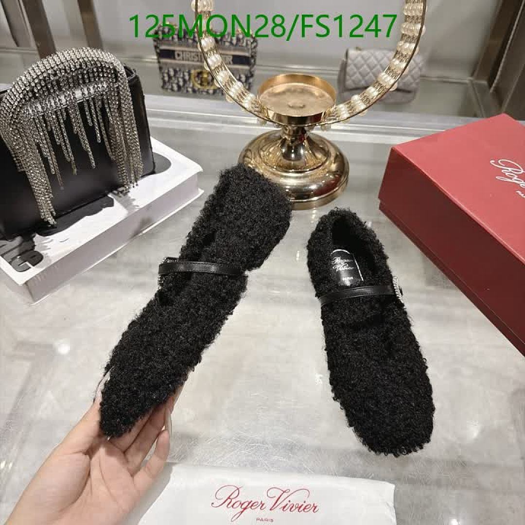 Roger Vivier-Women Shoes Code: FS1247 $: 125USD