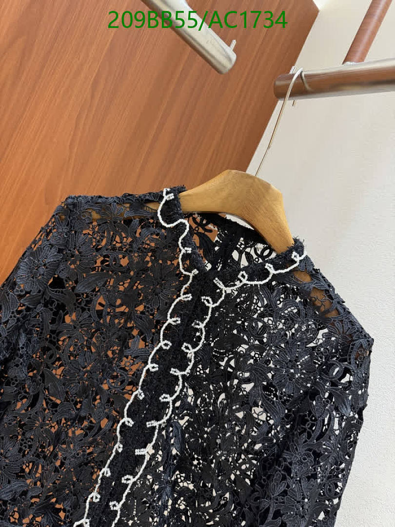 Chanel-Clothing Code: AC1734 $: 209USD