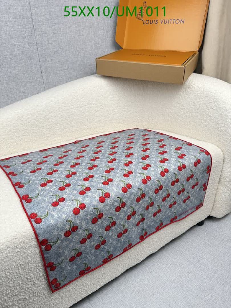 LV-Scarves Code: UM1011 $: 55USD