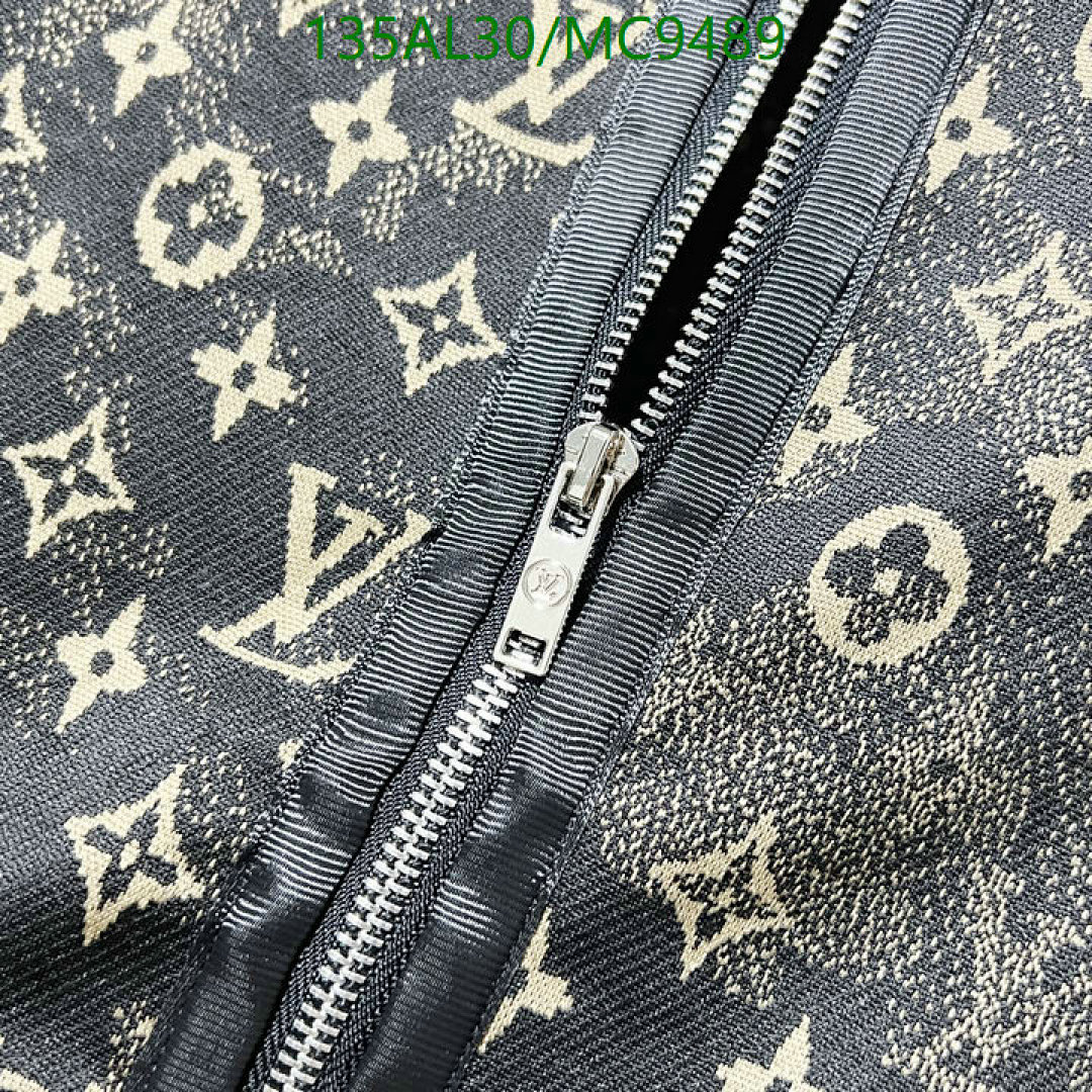 LV-Clothing Code: MC9489 $: 135USD