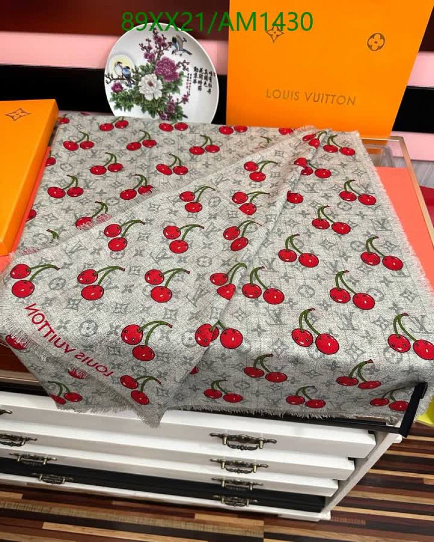 LV-Scarves Code: AM1430 $: 89USD