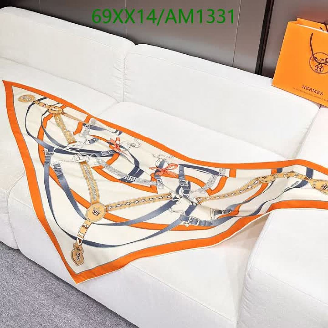 Hermes-Scarves Code: AM1331 $: 69USD