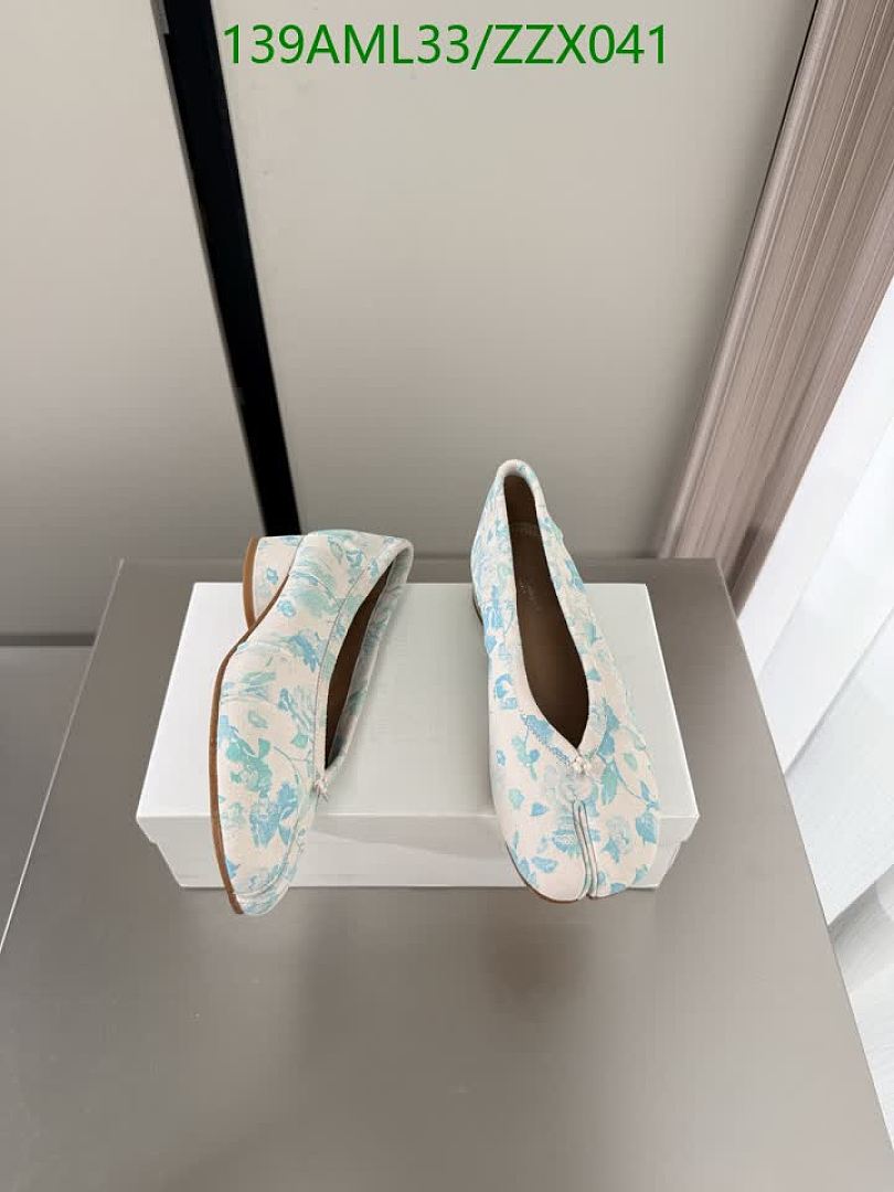 MM6-Women Shoes Code: ZZX041 $: 139USD