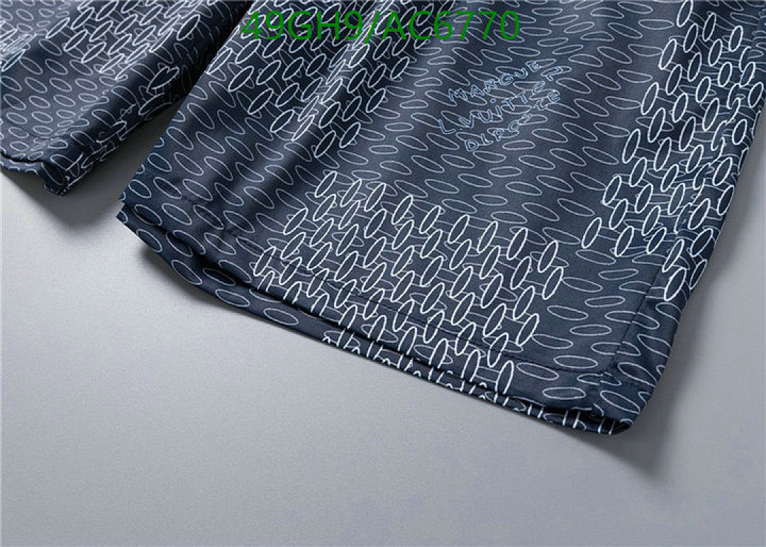 LV-Clothing Code: AC6770 $: 49USD