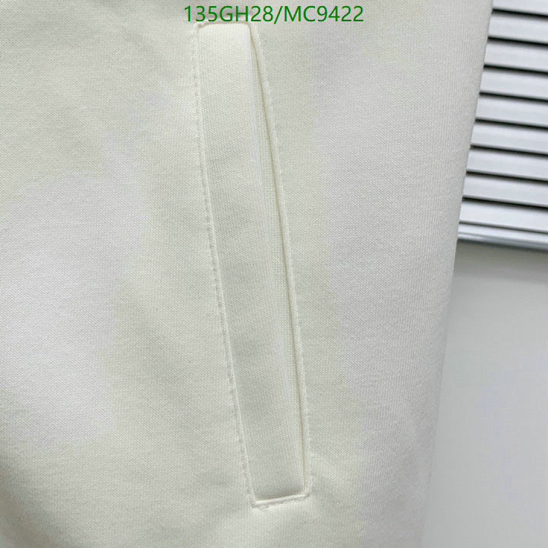 Prada-Clothing Code: MC9422 $: 135USD