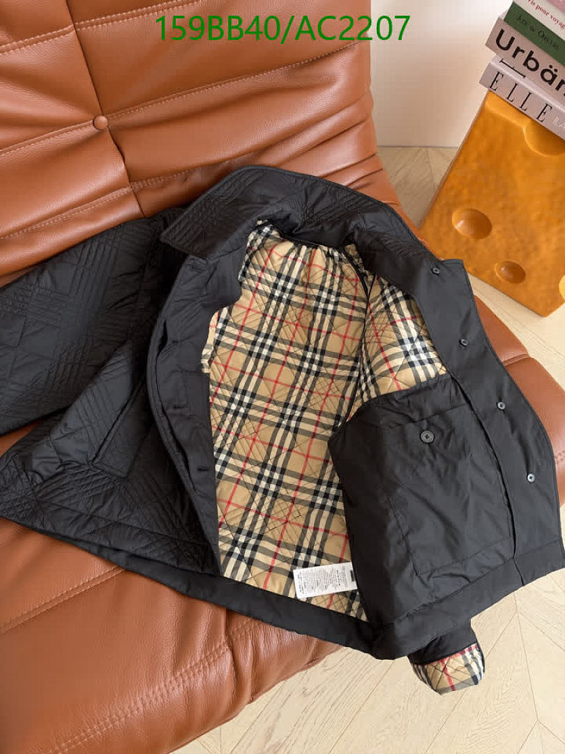 Burberry-Clothing Code: AC2207 $: 159USD