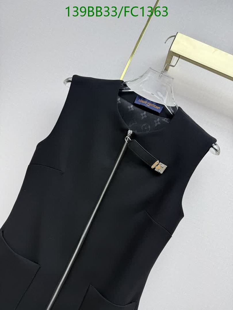 LV-Clothing Code: FC1363 $: 139USD