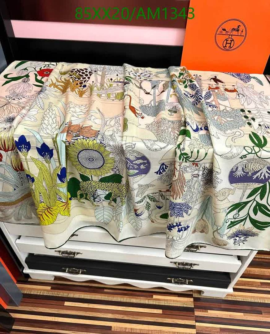Hermes-Scarves Code: AM1343 $: 85USD