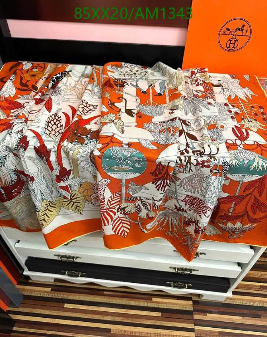 Hermes-Scarves Code: AM1343 $: 85USD
