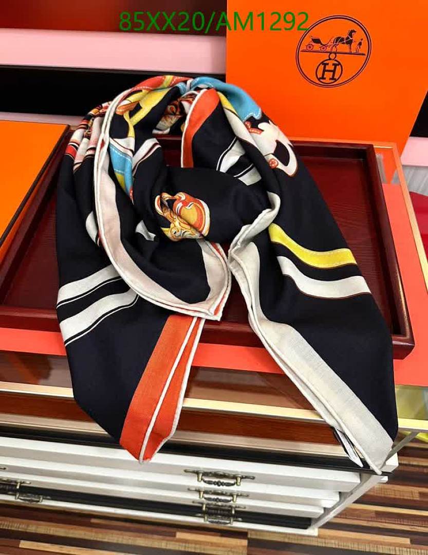 Hermes-Scarves Code: AM1292 $: 85USD