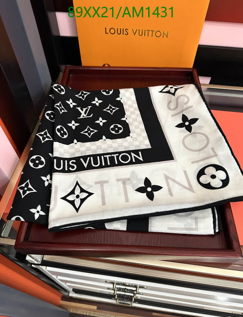LV-Scarves Code: AM1431 $: 89USD