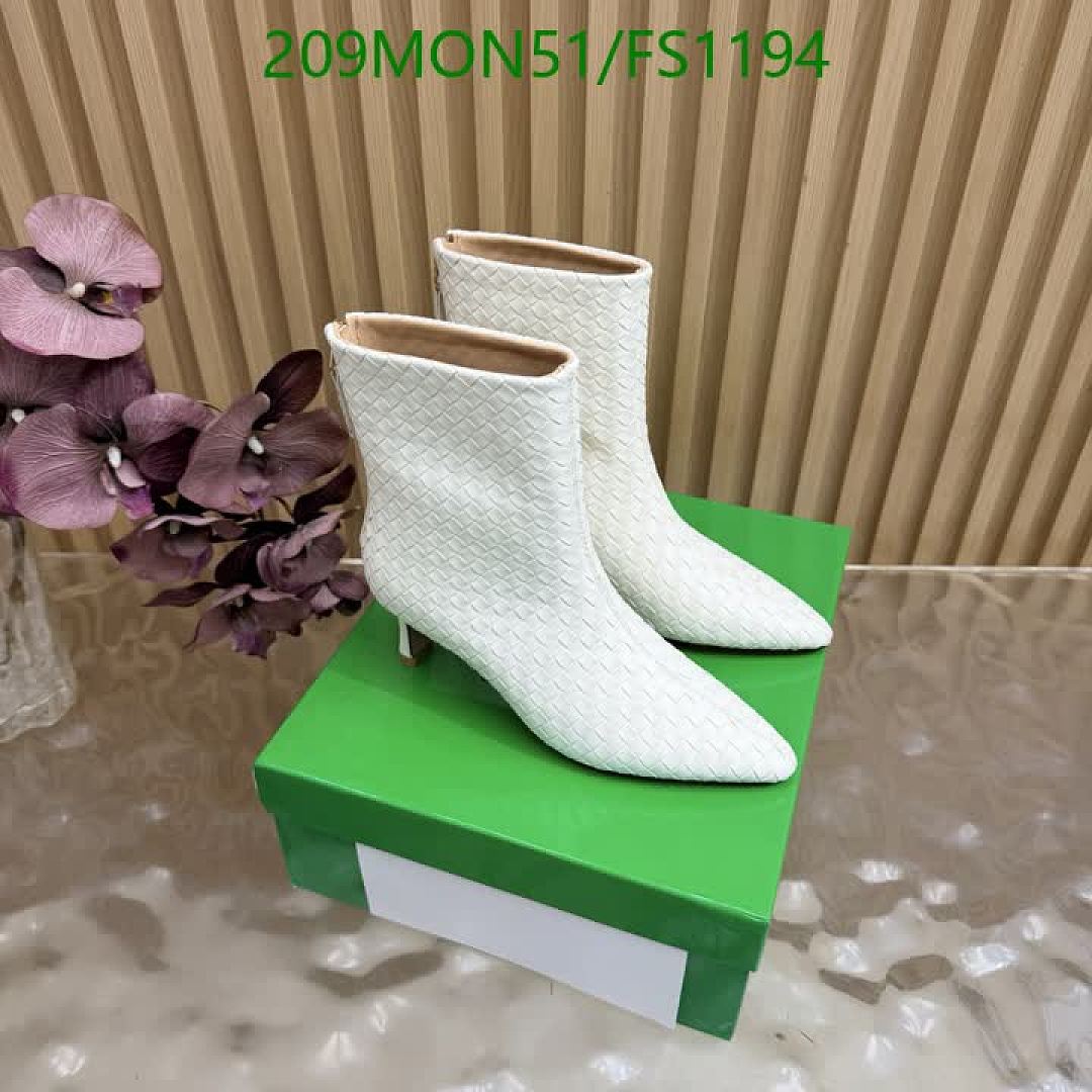BV-Women Shoes Code: FS1194 $: 209USD