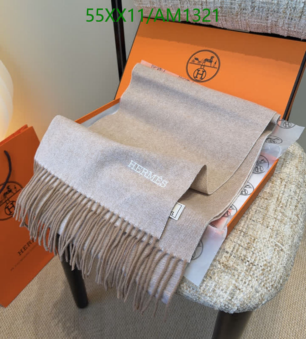 Hermes-Scarves Code: AM1321 $: 55USD