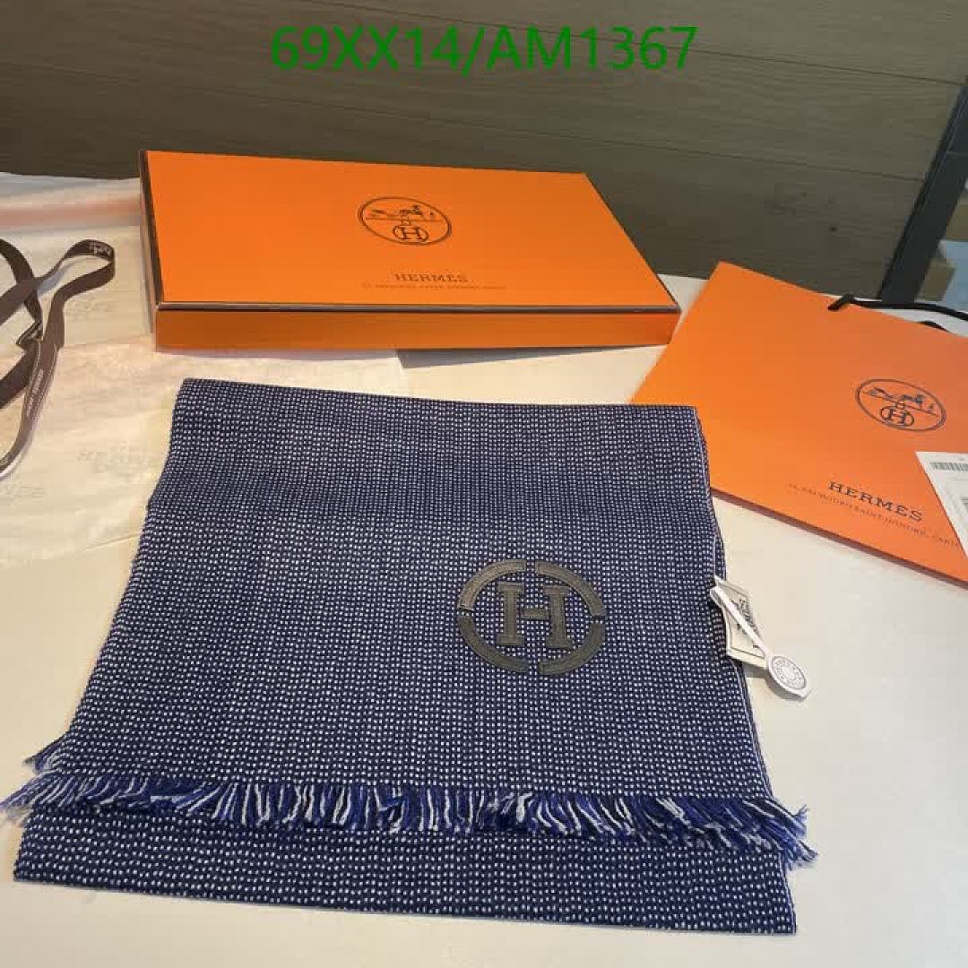 Hermes-Scarves Code: AM1367 $: 69USD