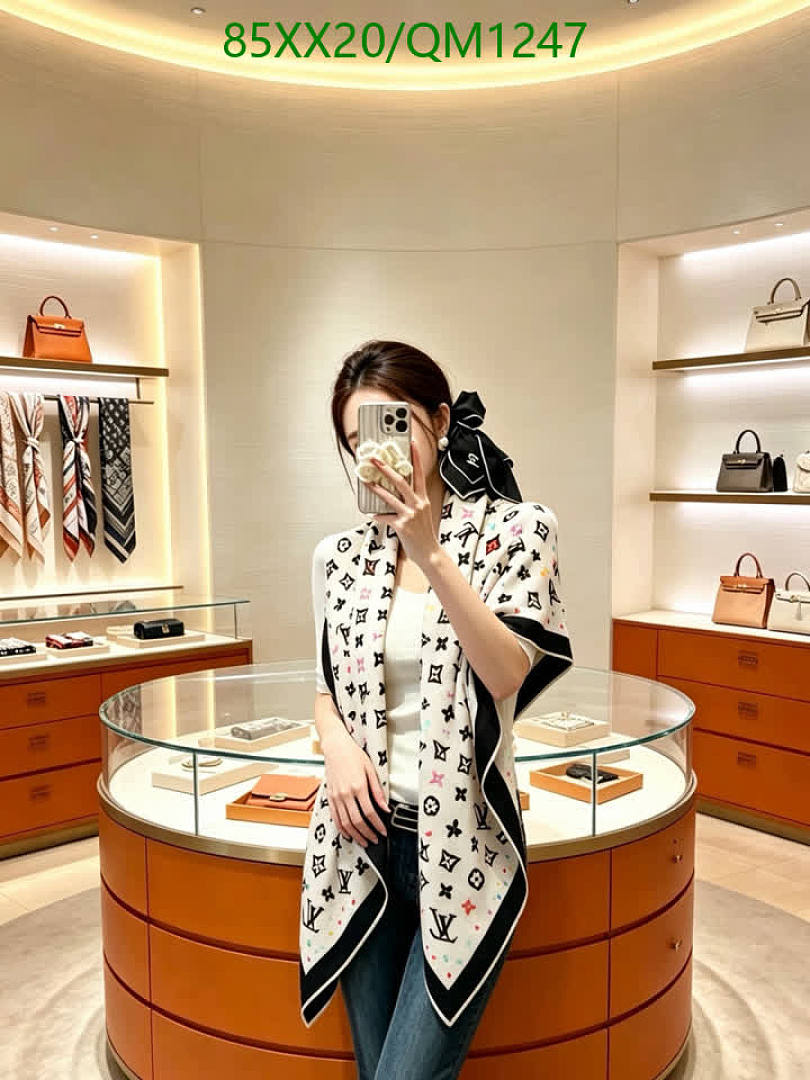 LV-Scarves Code: QM1247 $: 85USD