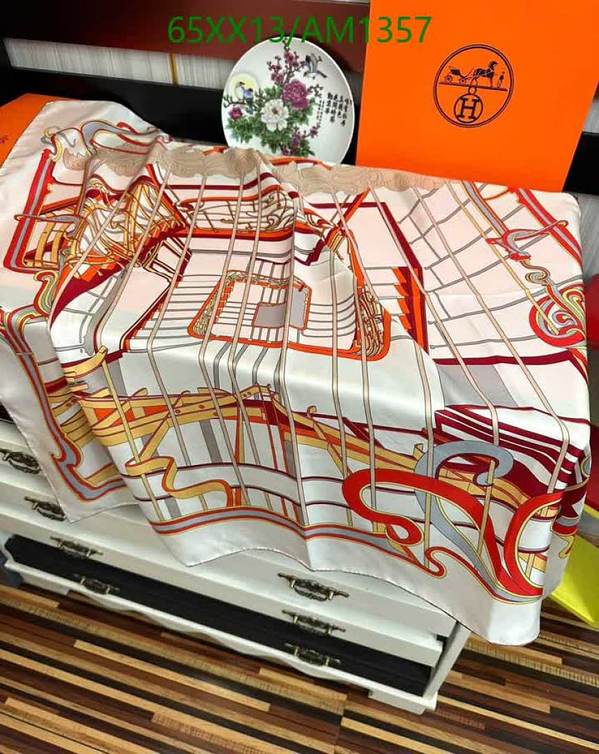 Hermes-Scarves Code: AM1357 $: 65USD