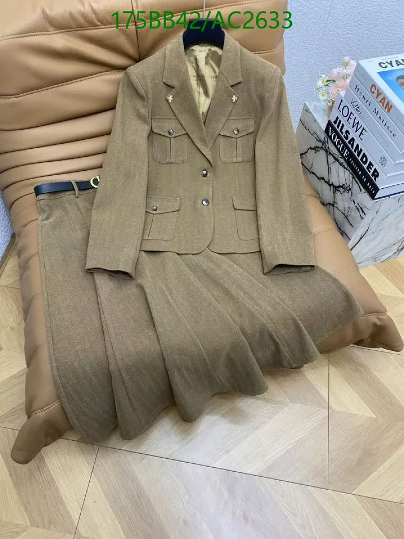 Dior-Clothing Code: AC2633 $: 175USD