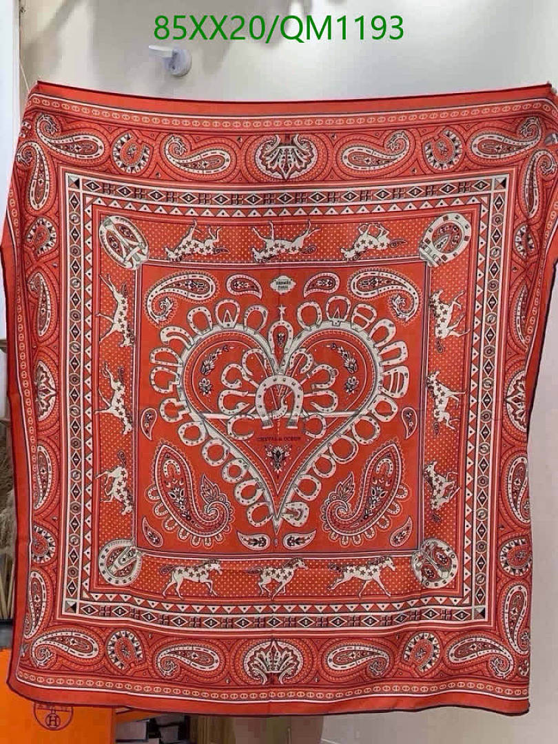 Hermes-Scarves Code: QM1193 $: 85USD