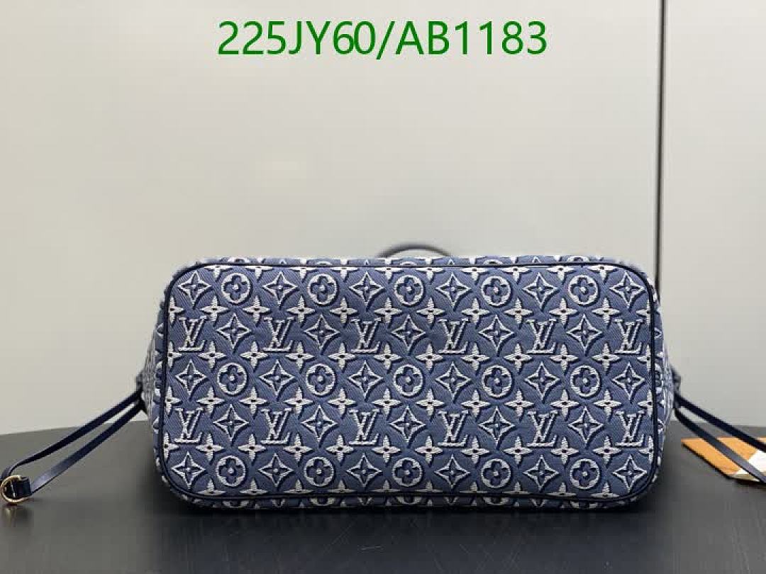 LV-BagsMirror Quality Code: AB1183 $: 225USD