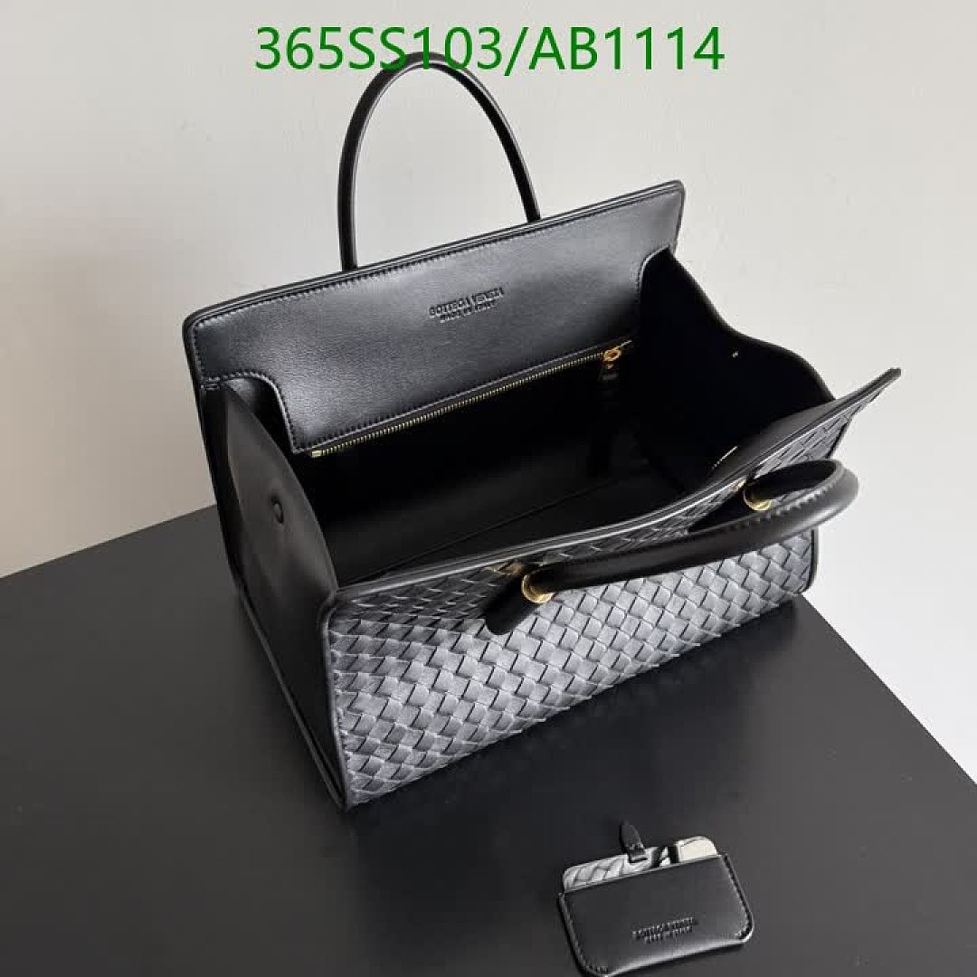 BV-BagsMirror Quality Code: AB1114 $: 365USD