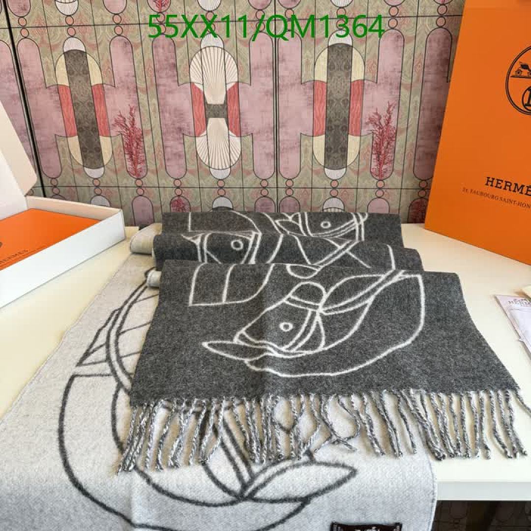 Hermes-Scarves Code: QM1364 $: 55USD