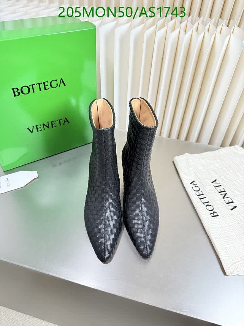 BV-Women Shoes Code: AS1743 $: 205USD
