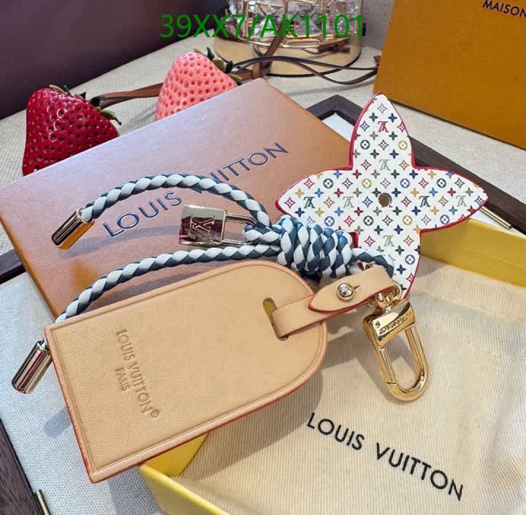 LV-Keychains & Charms Code: AK1101 $: 39USD