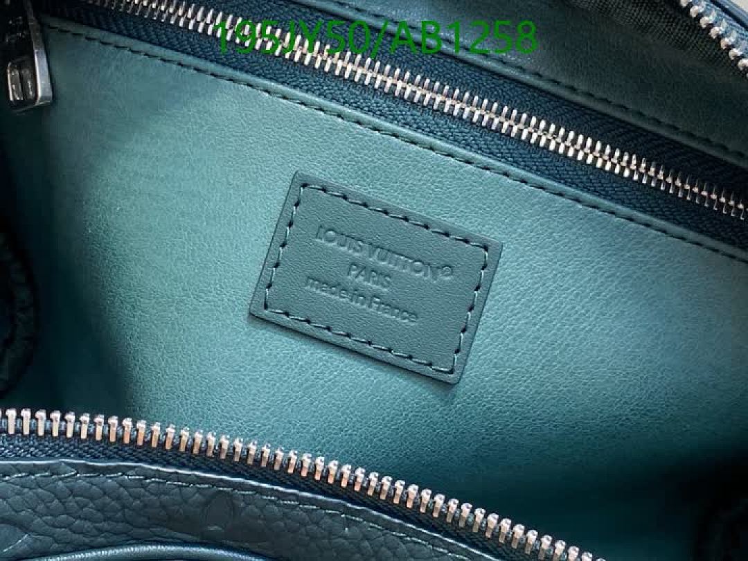 LV-BagsMirror Quality Code: AB1258 $: 195USD