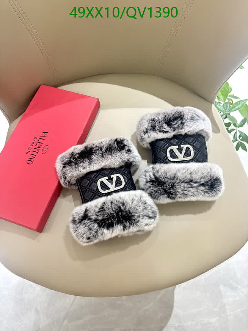Valentino-Gloves Code: QV1390 $: 49USD