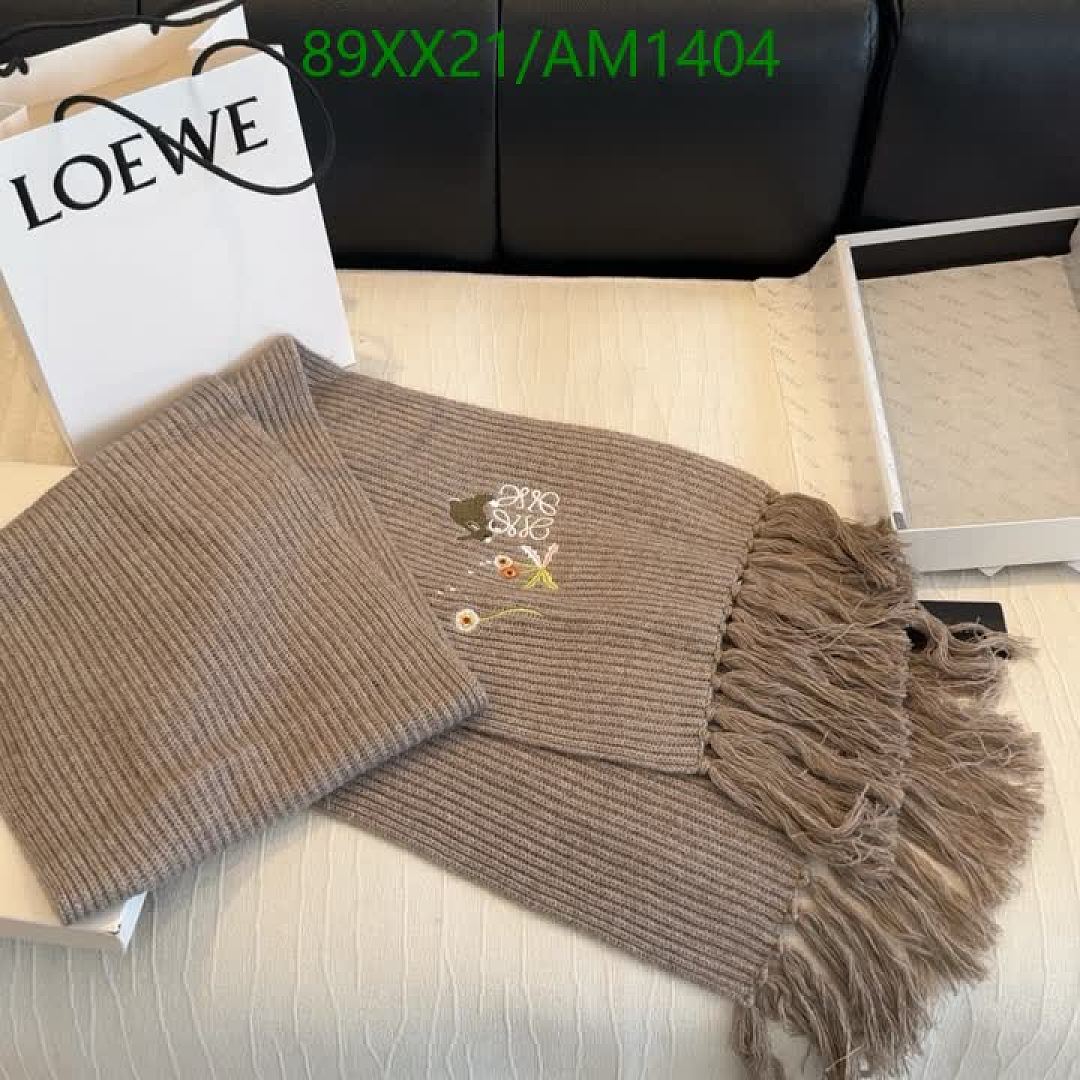 Loewe-Scarves Code: AM1404 $: 89USD