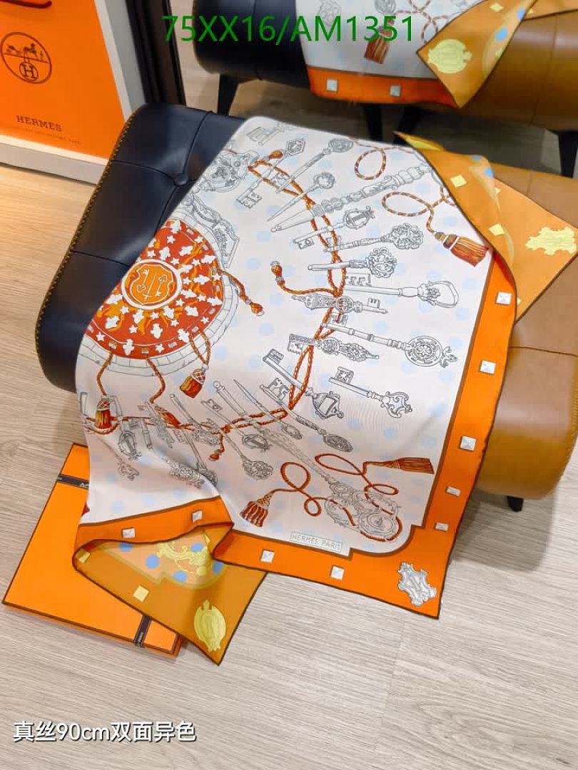 Hermes-Scarves Code: AM1351 $: 75USD