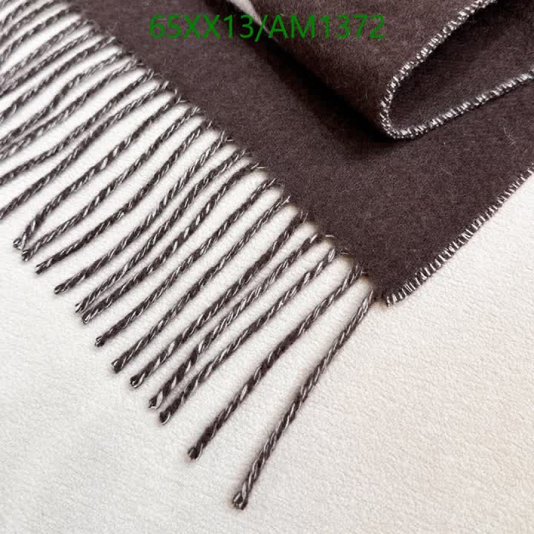 Jacquemus-Scarves Code: AM1372 $: 65USD