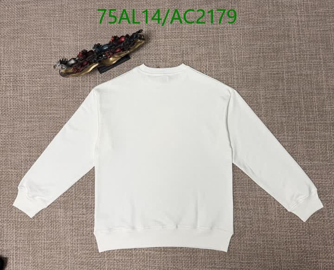 Moncler-Clothing Code: AC2179 $: 75USD