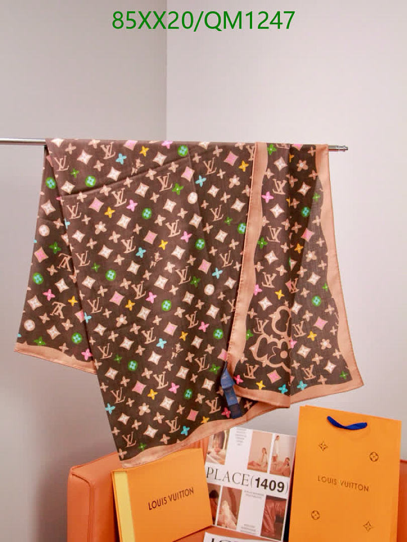 LV-Scarves Code: QM1247 $: 85USD