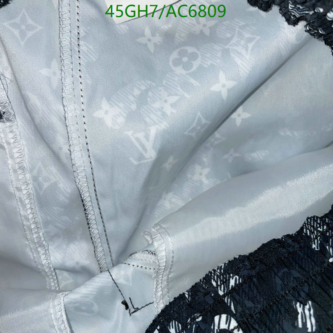 LV-Clothing Code: AC6809 $: 45USD