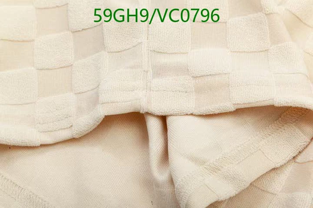 LV-Clothing Code: VC0796 $: 59USD