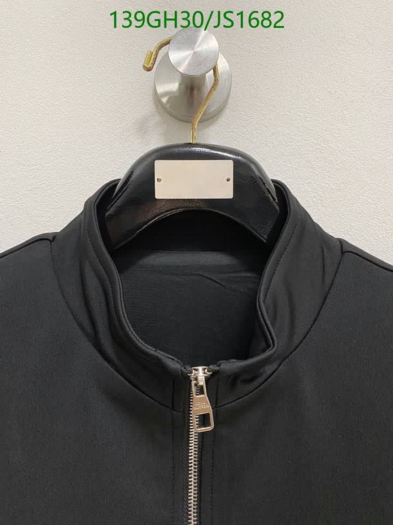 LV-Clothing Code: JS1682 $: 139USD