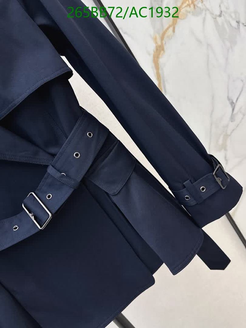 Burberry-Clothing Code: AC1932 $: 265USD
