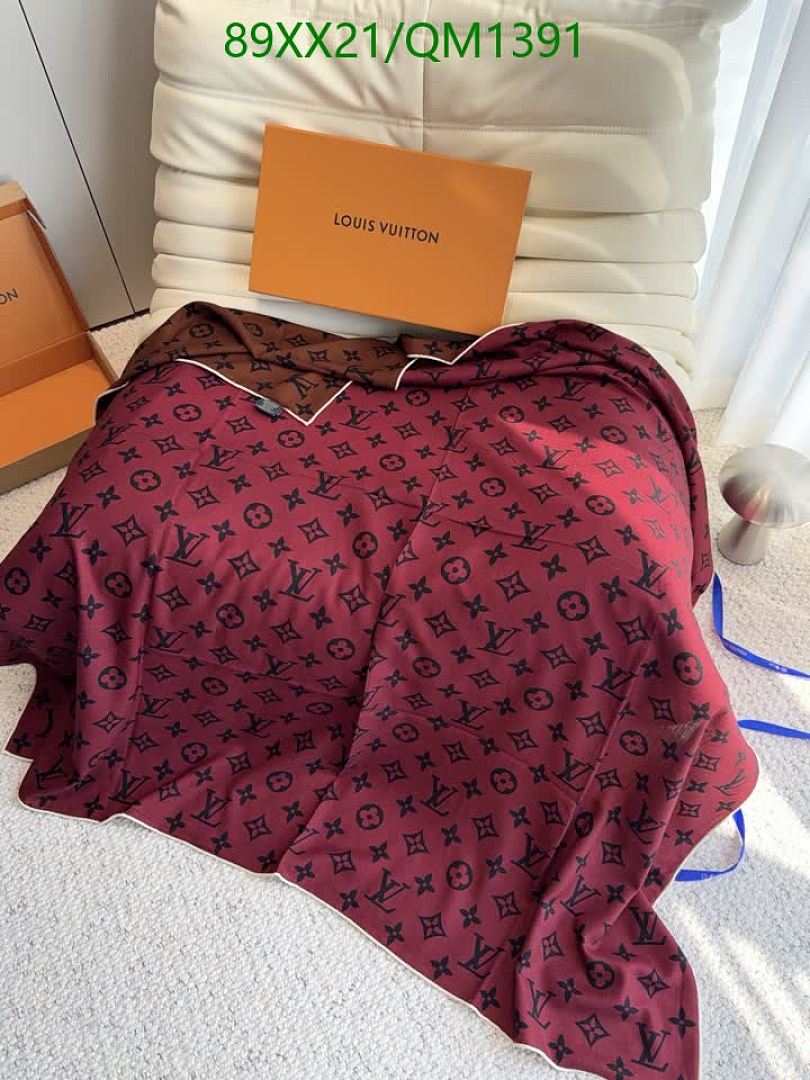 LV-Scarves Code: QM1391 $: 89USD