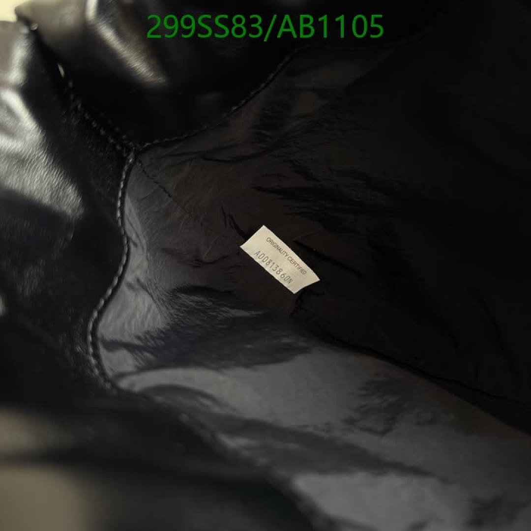 BV-BagsMirror Quality Code: AB1105 $: 299USD