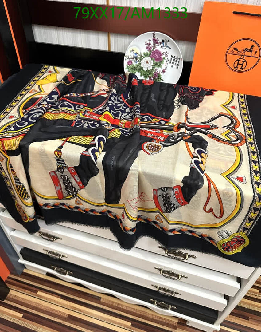 Hermes-Scarves Code: AM1333 $: 79USD