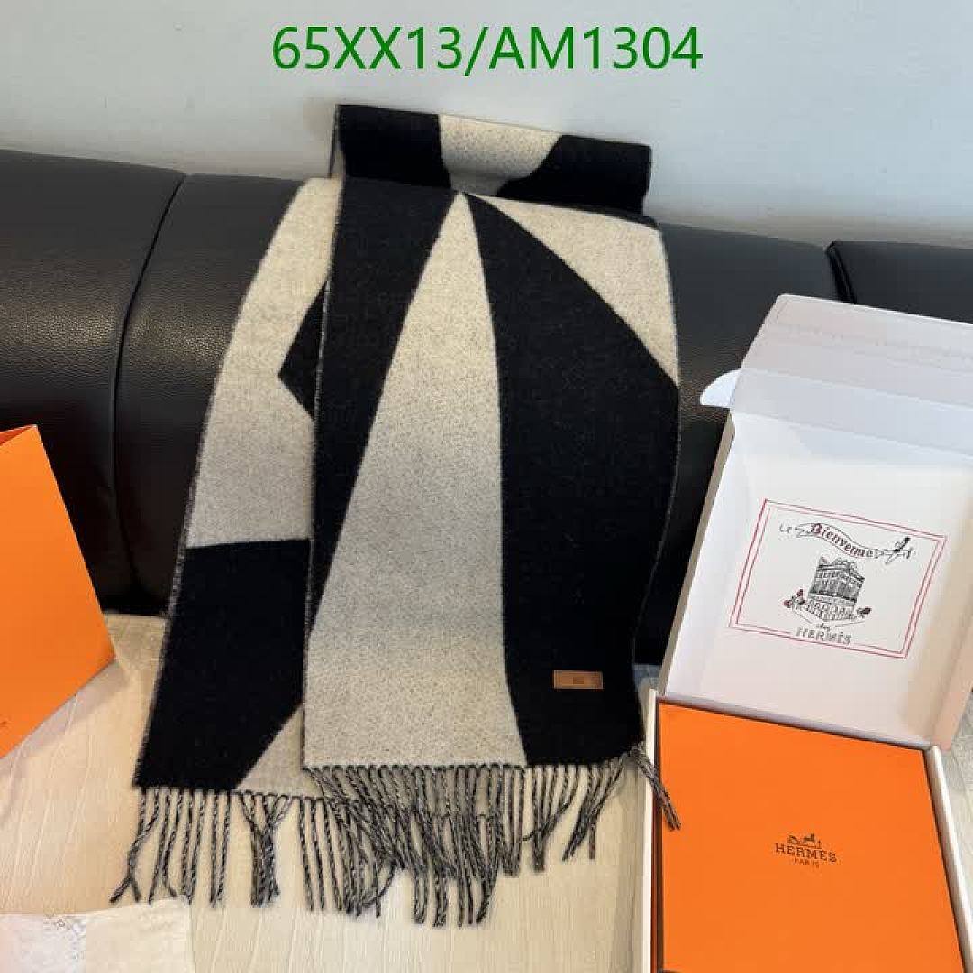 Hermes-Scarves Code: AM1304 $: 65USD