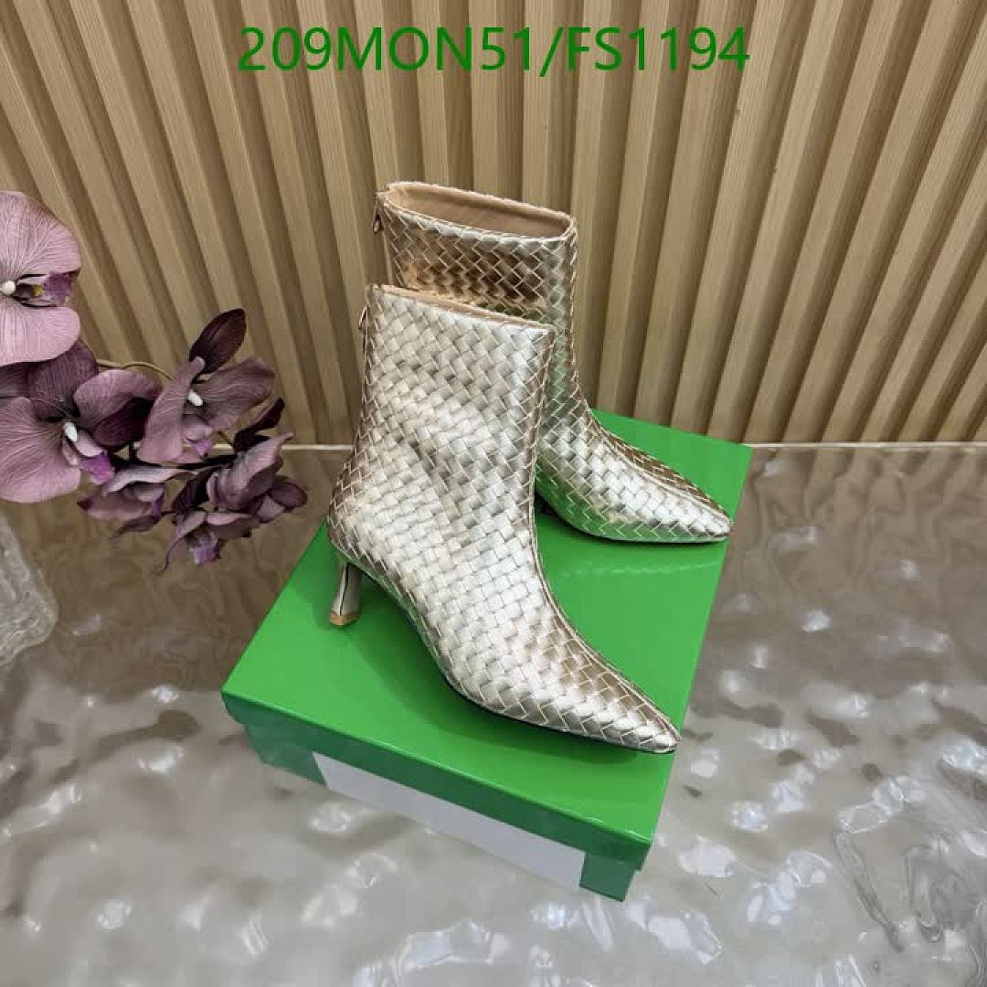 BV-Women Shoes Code: FS1194 $: 209USD