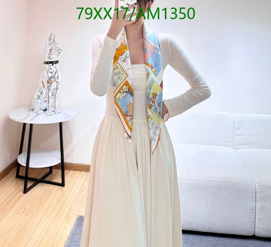 Hermes-Scarves Code: AM1350 $: 79USD