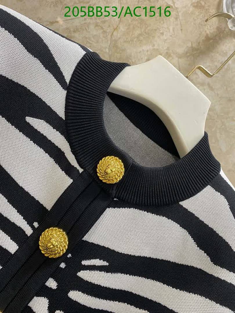 Balmain-Clothing Code: AC1516 $: 205USD